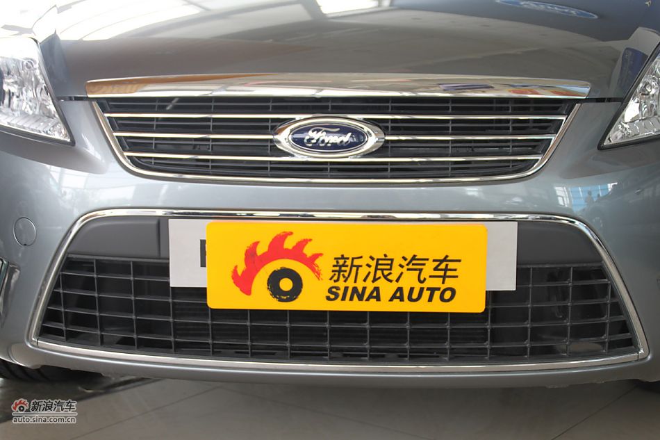 车辆外观及细节