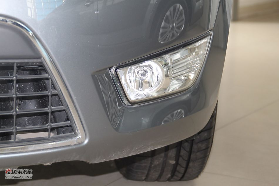 车辆外观及细节