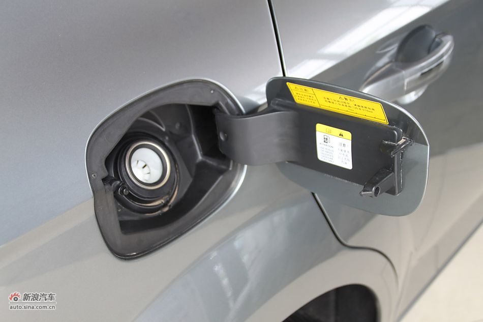 车辆外观及细节