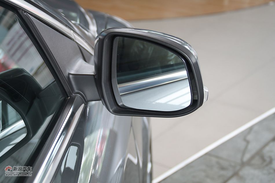 车辆外观及细节