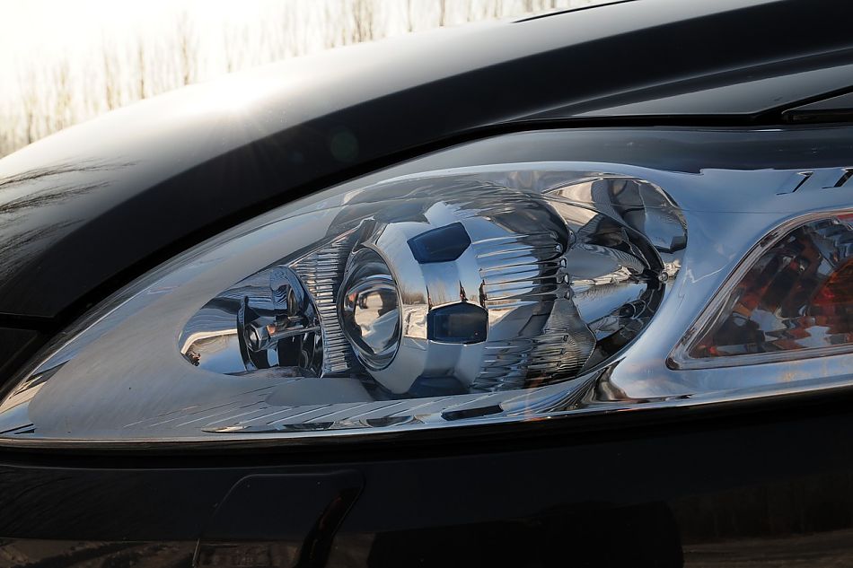 2010款蒙迪欧致胜致胜至尊型外观