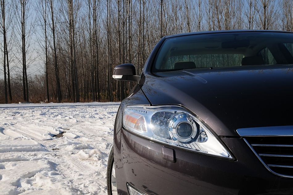 2010款蒙迪欧致胜致胜至尊型外观