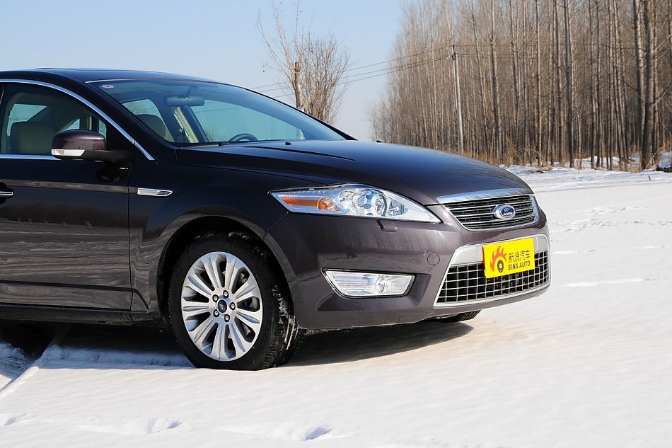 2010款蒙迪欧致胜致胜至尊型外观