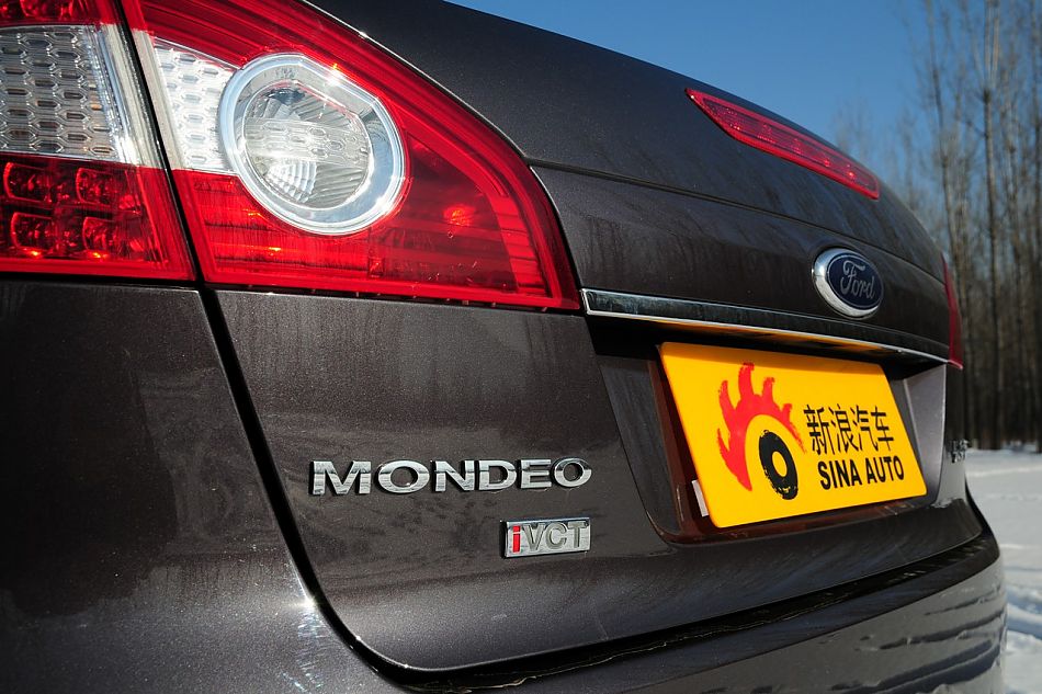 2010款蒙迪欧致胜致胜至尊型外观