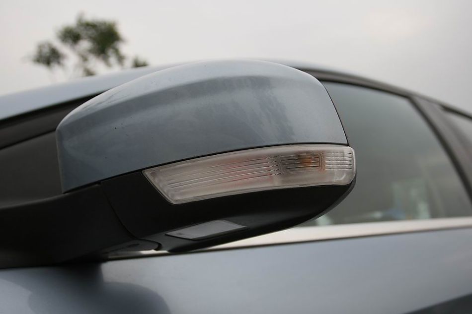 图为蒙迪欧致胜外观及细节