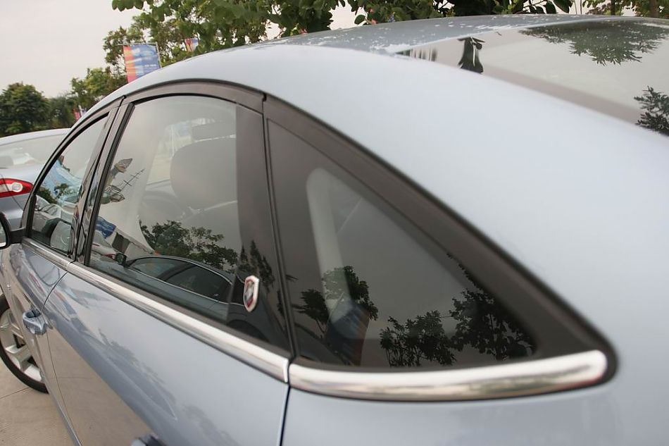 图为蒙迪欧致胜外观及细节