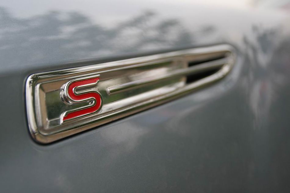 图为蒙迪欧致胜外观及细节