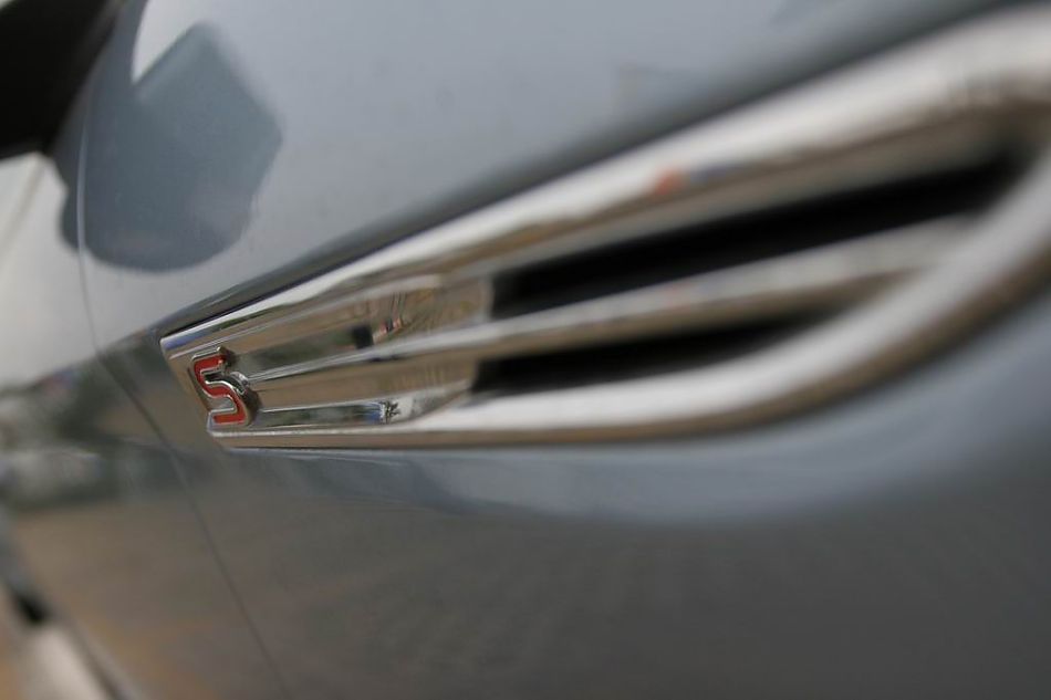 图为蒙迪欧致胜外观及细节