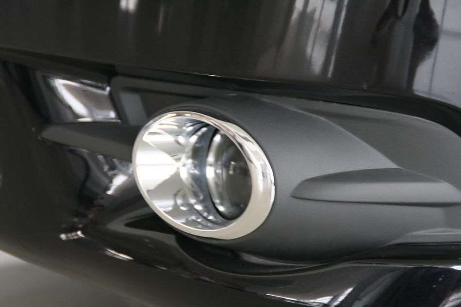 长安福特蒙迪欧车灯