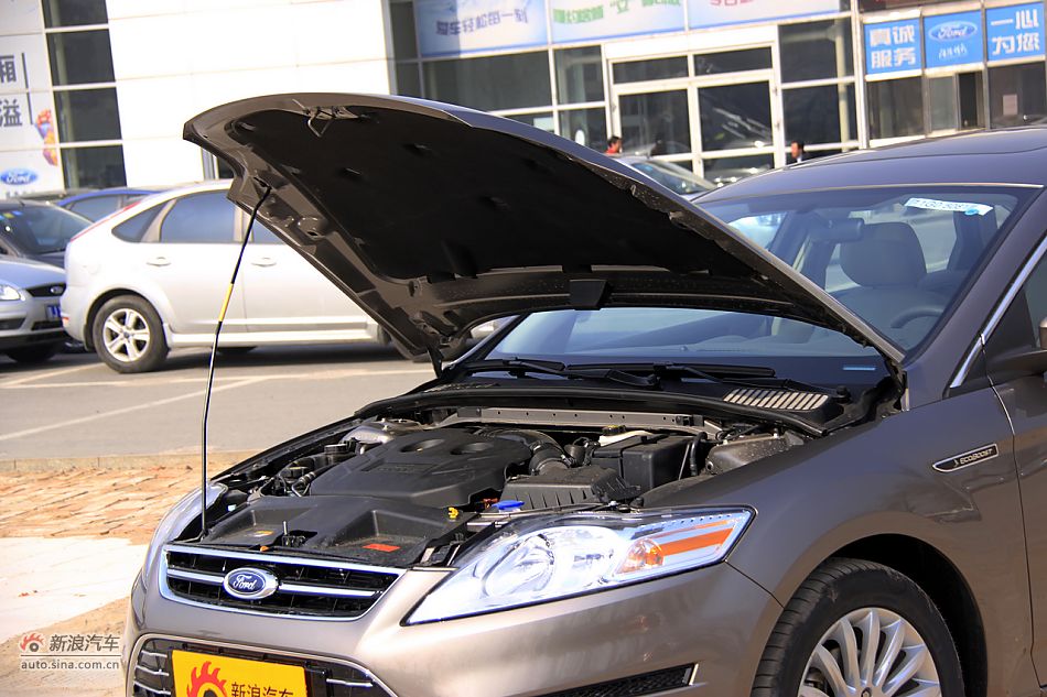 2011款蒙迪欧致胜高清到店实拍