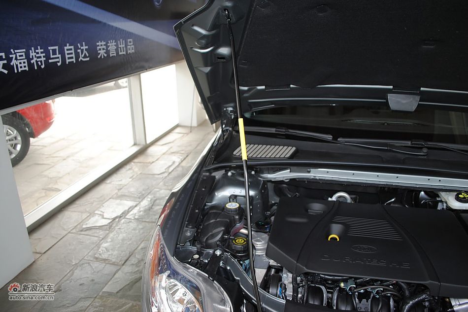 发动机、底盘悬挂及后备箱