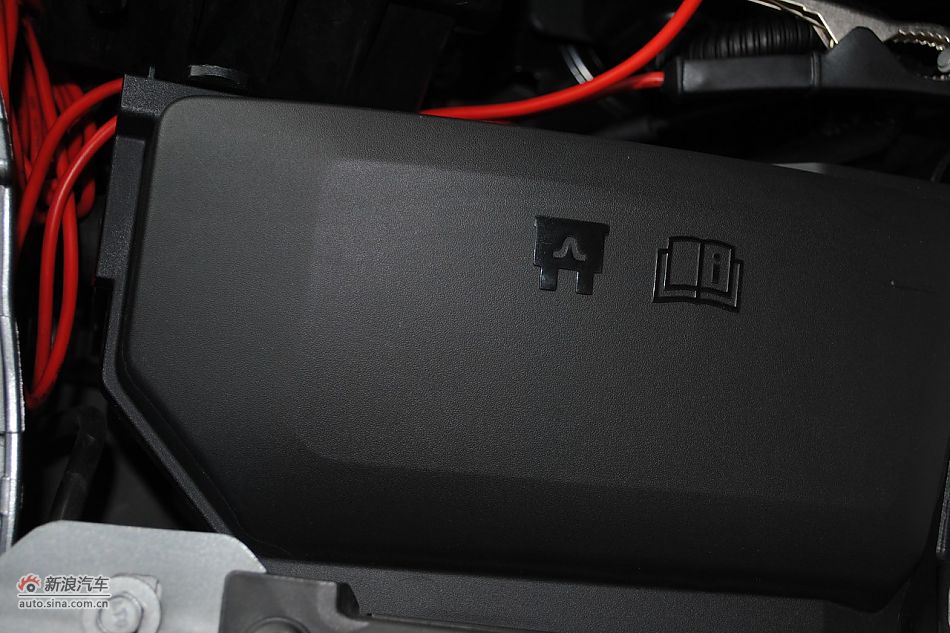 发动机、底盘悬挂及后备箱