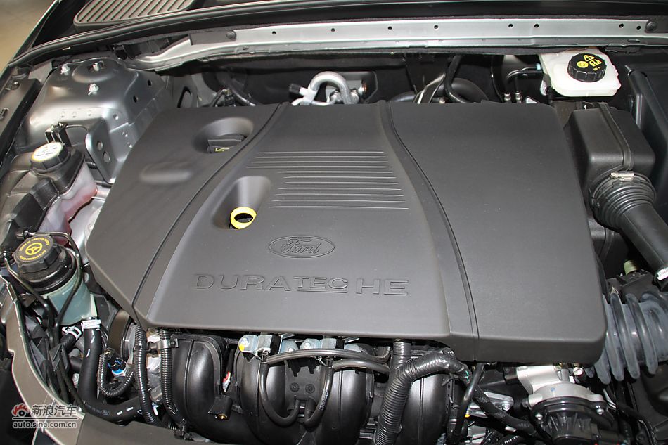 发动机、底盘悬挂及后备箱