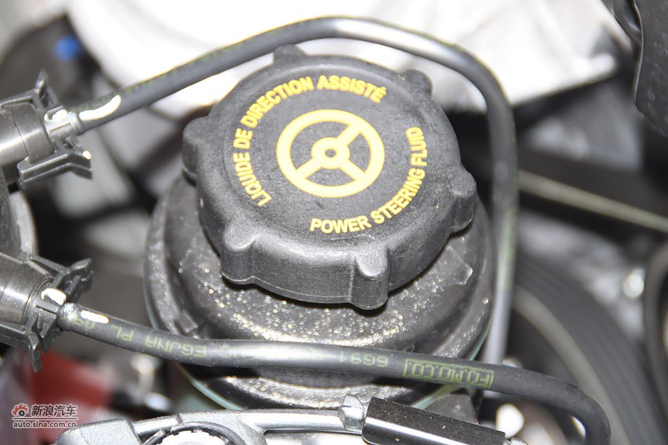 发动机、底盘悬挂及后备箱