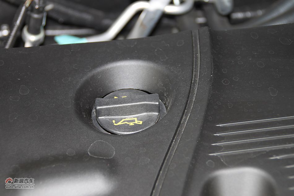 发动机、底盘悬挂及后备箱