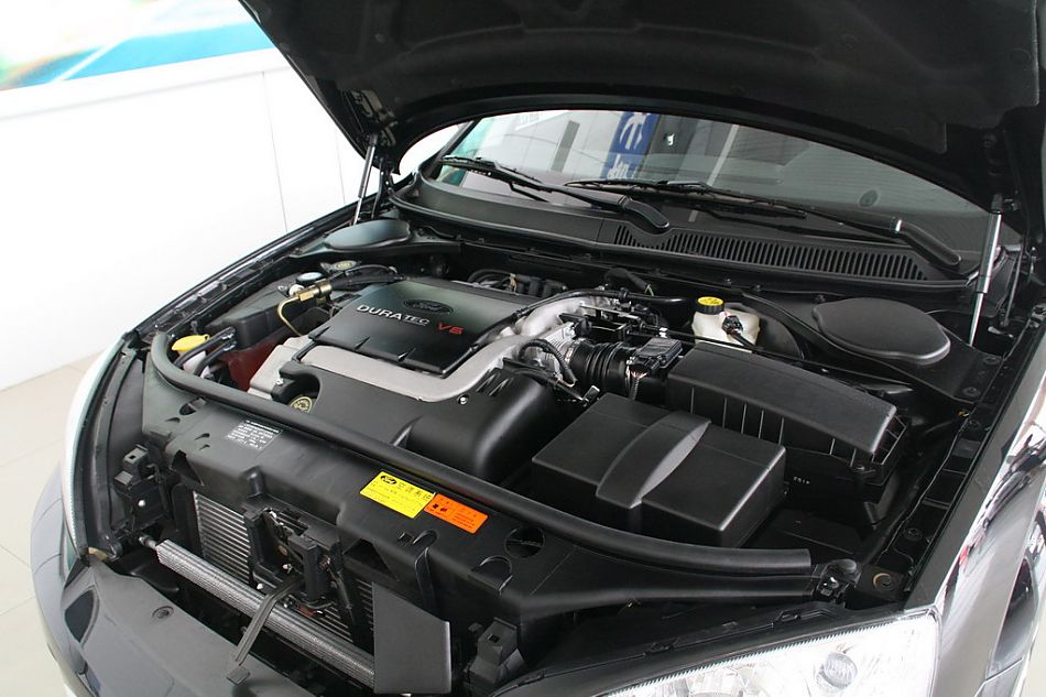 长安福特蒙迪欧发动机