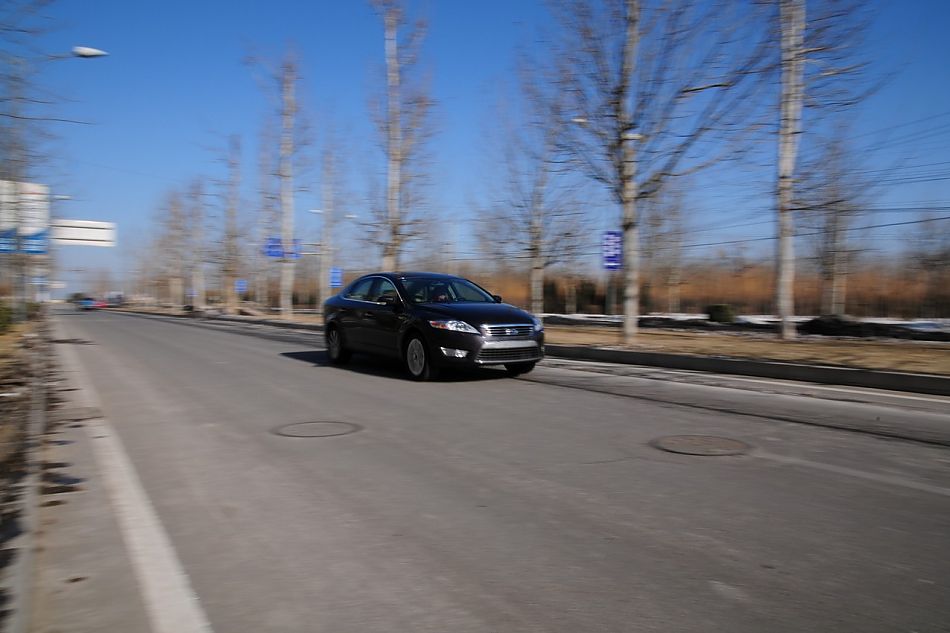 2010款蒙迪欧致胜试车实拍