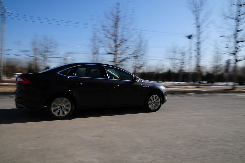 2010款蒙迪欧致胜试车实拍