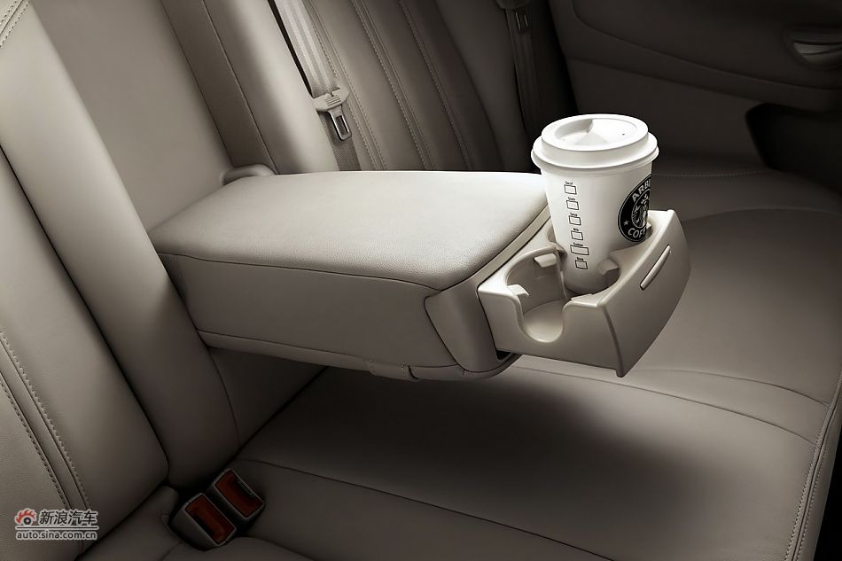 2011款蒙迪欧致胜内饰及细节