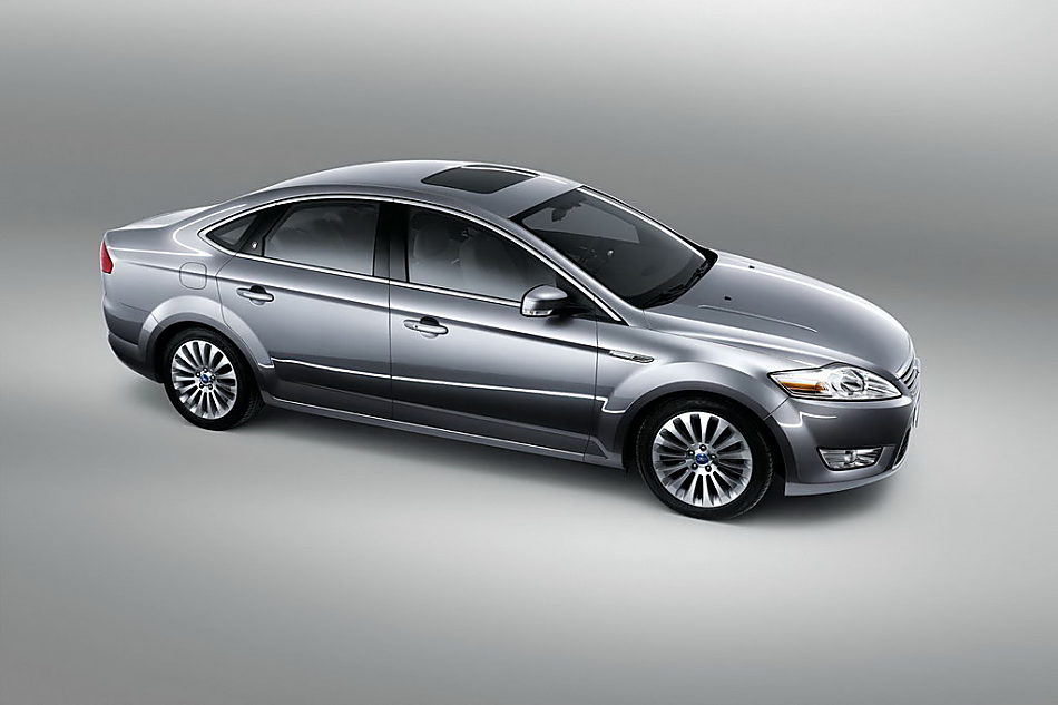 图为蒙迪欧-致胜外观及细节