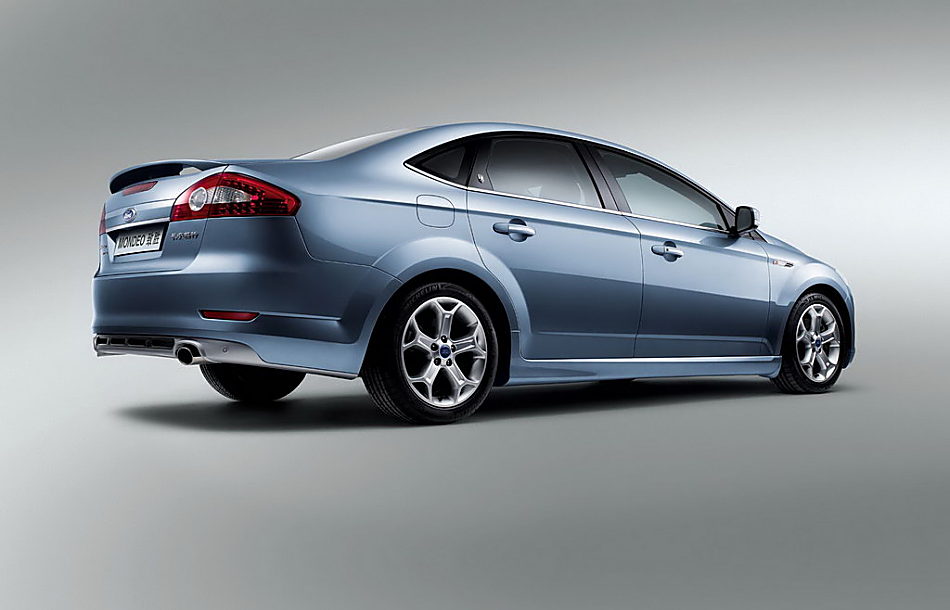 图为蒙迪欧-致胜外观及细节