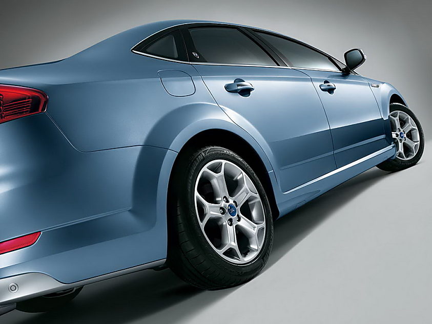 图为蒙迪欧-致胜外观及细节