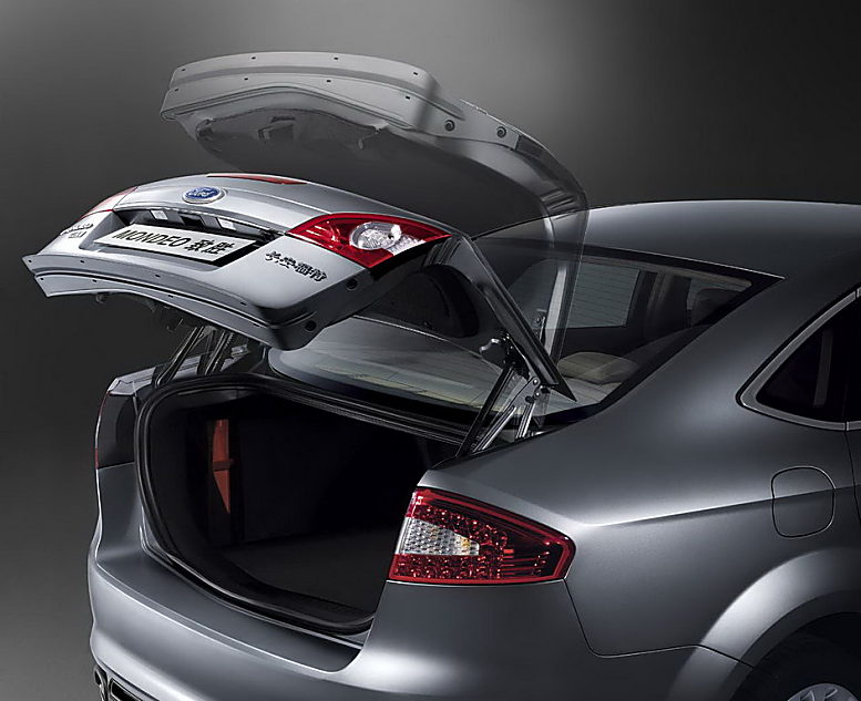 图为蒙迪欧-致胜外观及细节