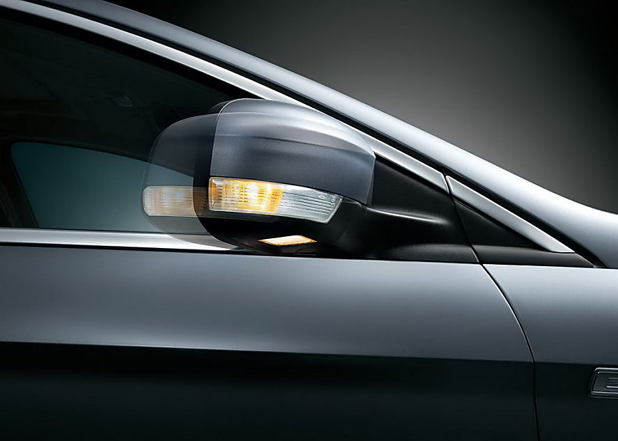 图为蒙迪欧-致胜外观及细节