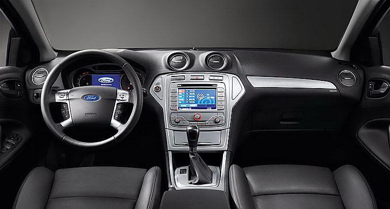 图为蒙迪欧-致胜内饰及细节