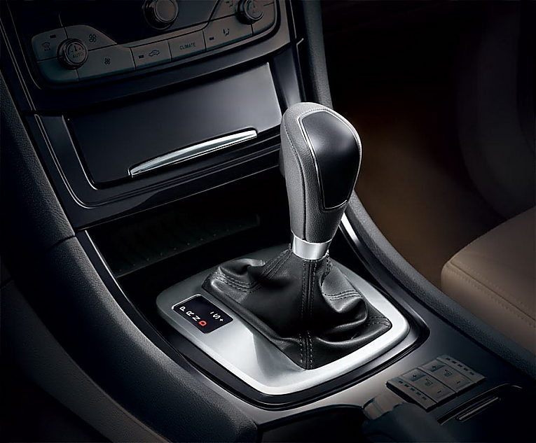 图为蒙迪欧-致胜内饰及细节