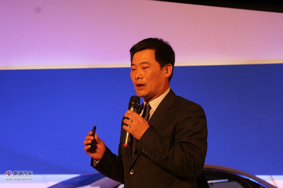 长安福特销售公司常务副总经理邢刚