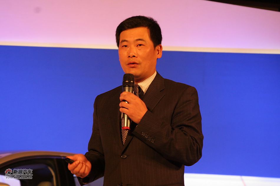 长安福特销售公司常务副总经理邢刚