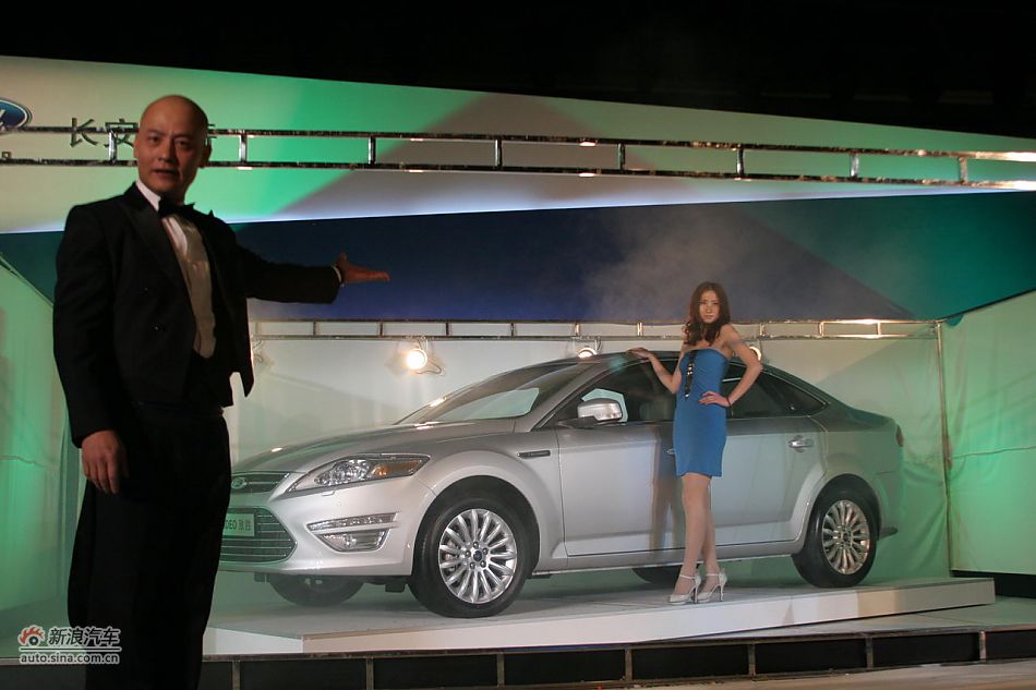 2011款蒙迪欧致胜上市图