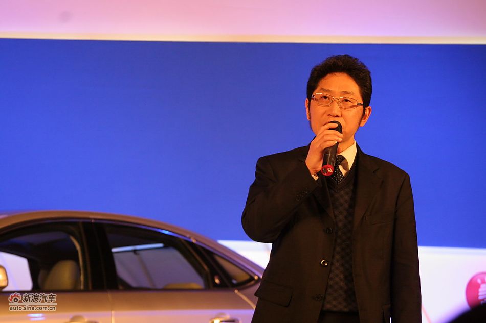 长安福特马自达汽车有限公司执行副总裁罗明刚