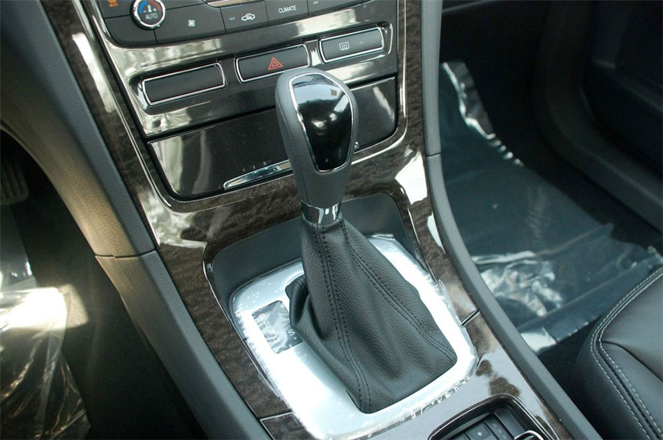 2011款 2.3L AT 豪华型 内饰