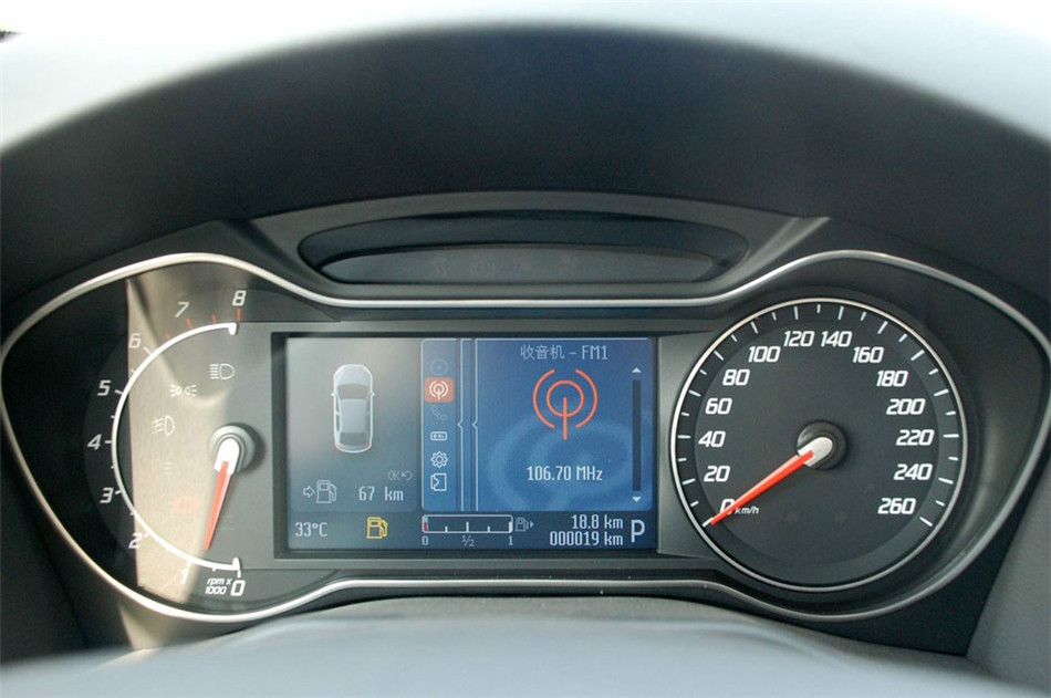 2011款 2.3L AT 豪华型 内饰
