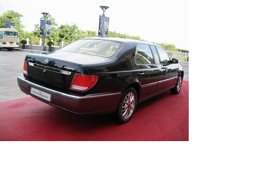 双龙会－新主席