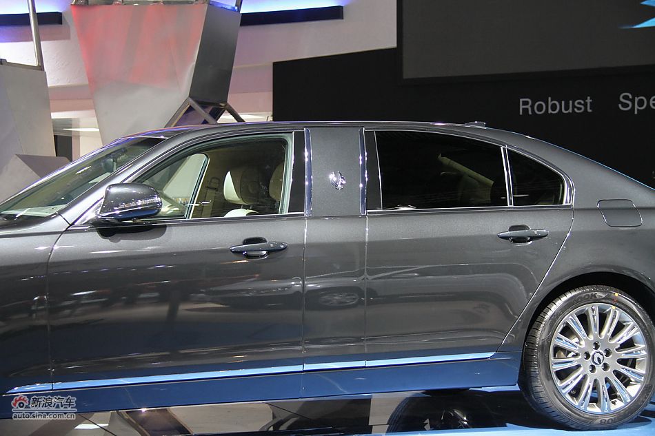 双龙主席加长版