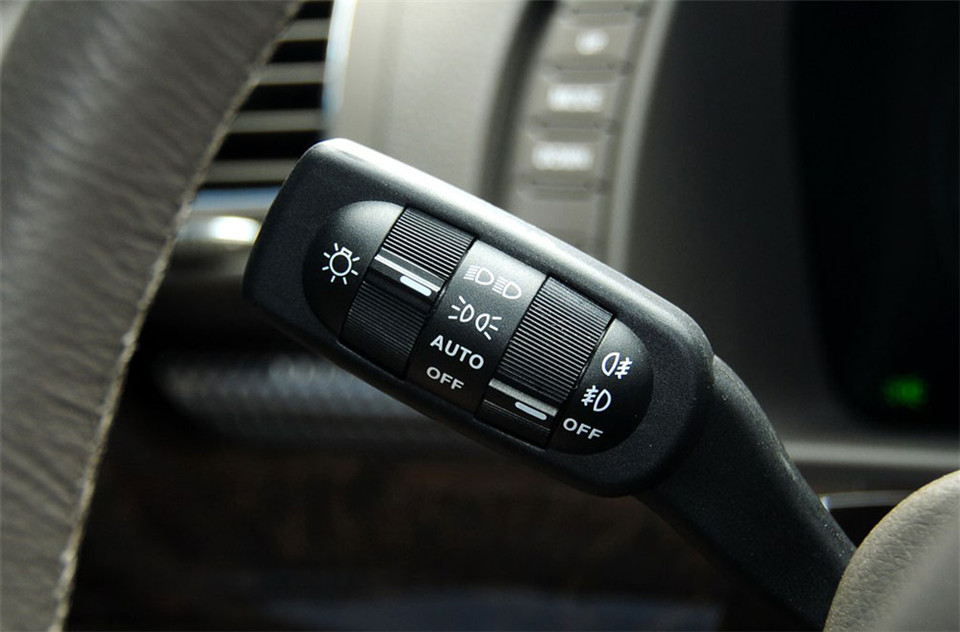 2012款 2.8L AT CW600标准版