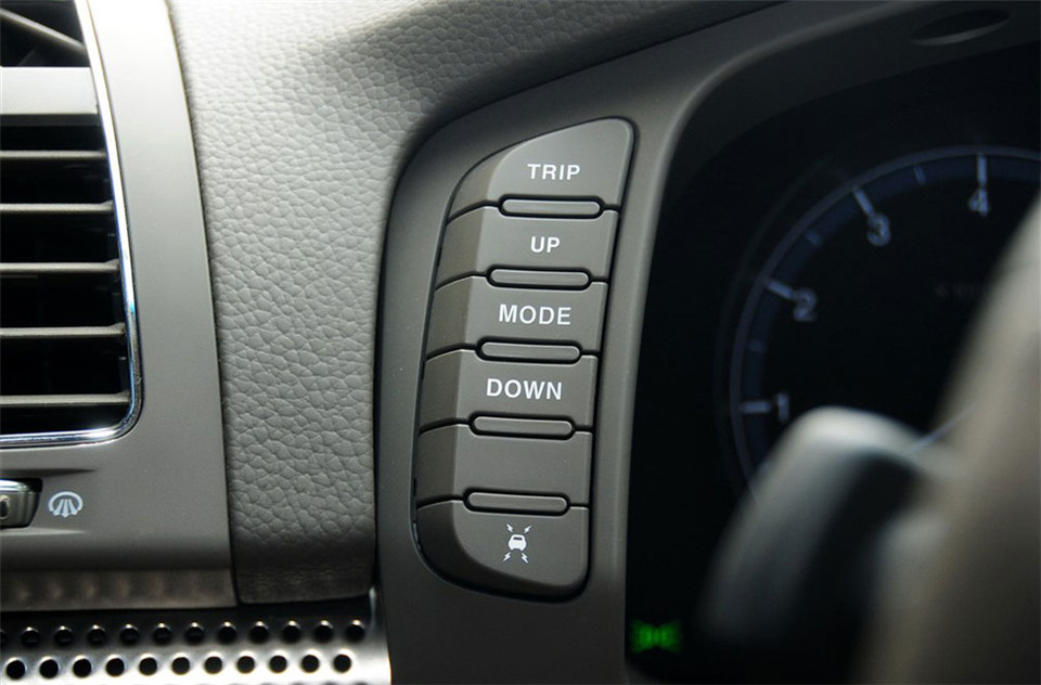 2012款 2.8L AT CW600标准版