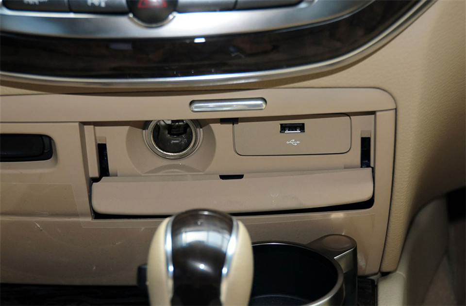 2012款 2.8L AT CW600标准版