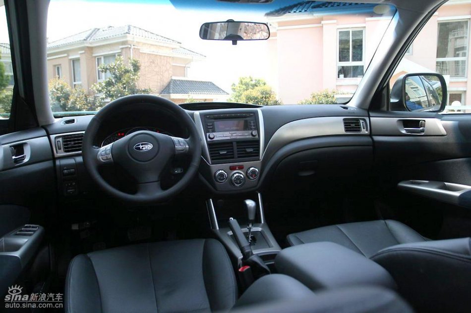 森林人2.5XS内饰及细节