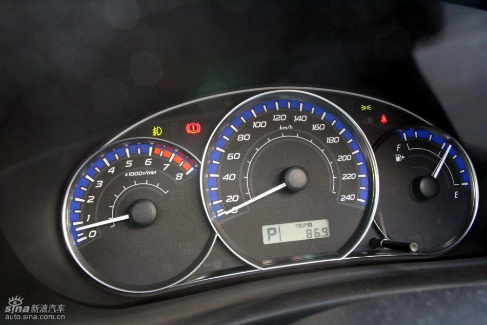 森林人2.5XS内饰及细节