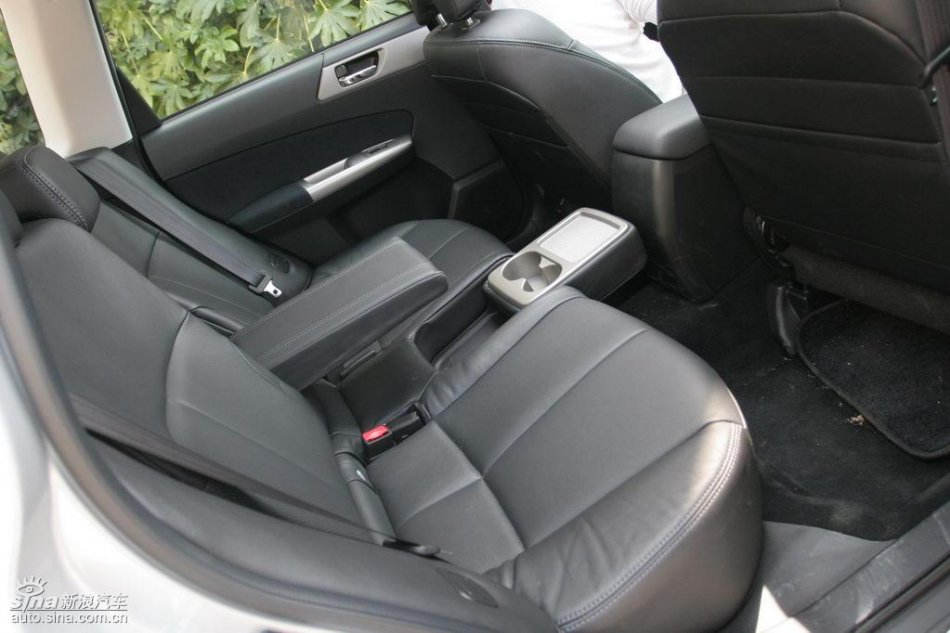 森林人2.5XS内饰及细节