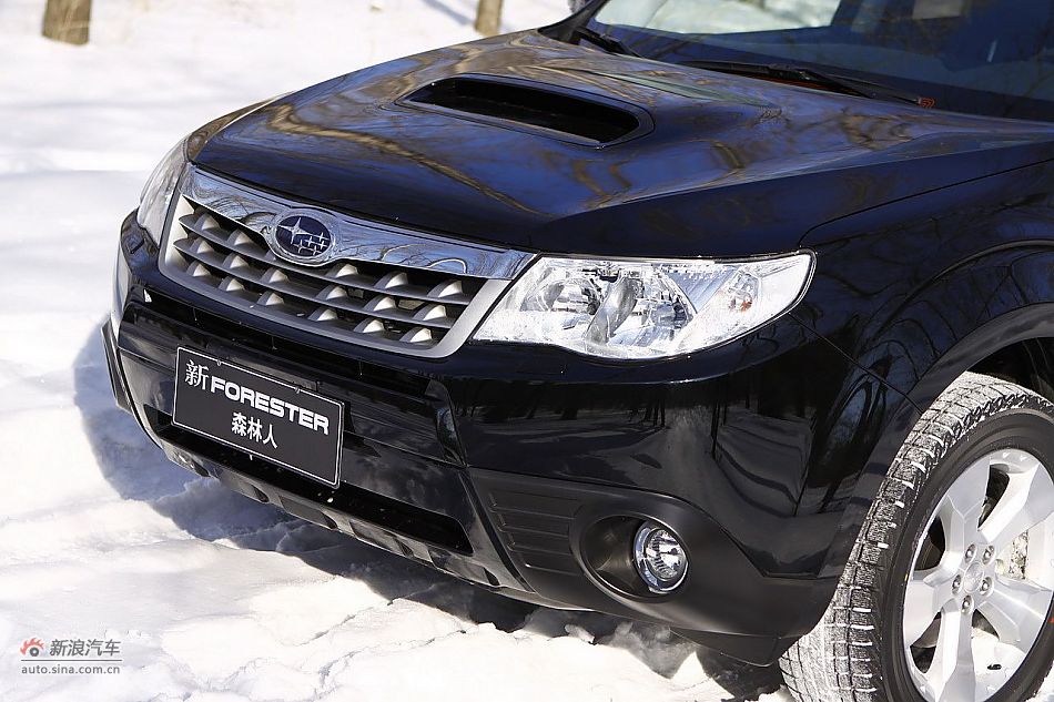 2011款斯巴鲁森林人外观