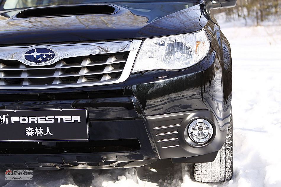 2011款斯巴鲁森林人外观