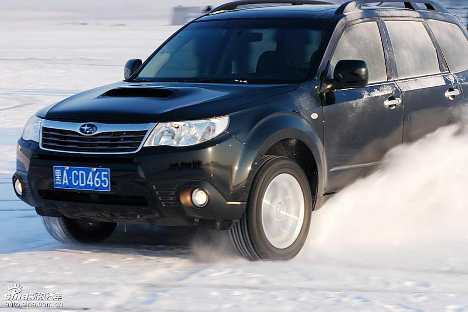 斯巴鲁2009全系车型冰雪体验