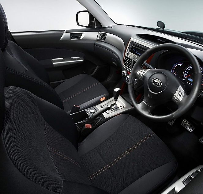 斯巴鲁新一代森林人内饰