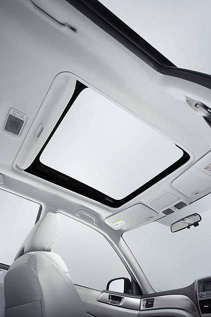 斯巴鲁新一代森林人内饰