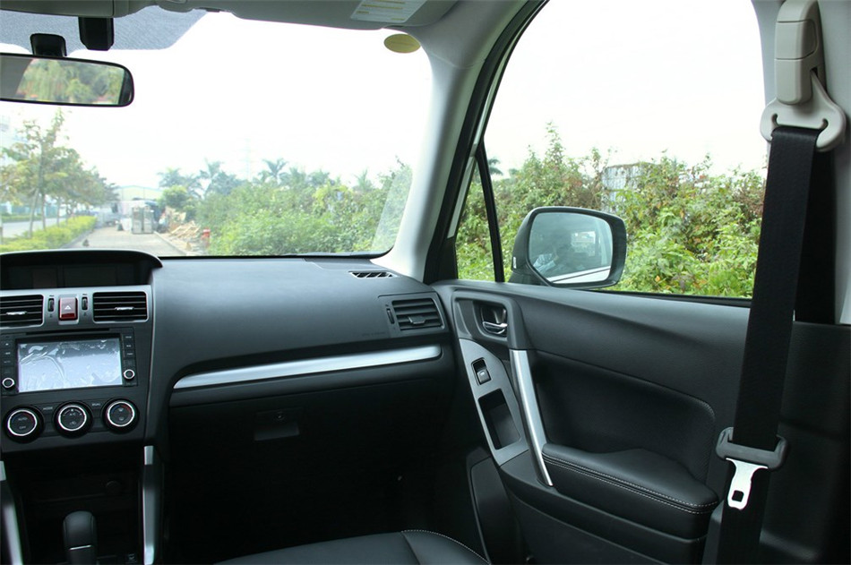 2013款 2.5L CVT 豪华导航版 内饰